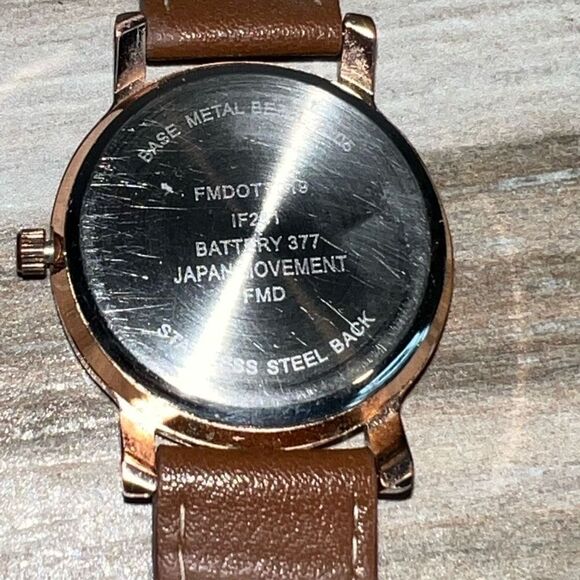 Rose gold Wristwatch Women’s  Japan Movement Tested Added New Battery Brown Band - Picture 5 of 8